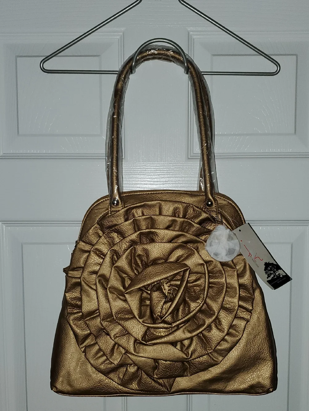 NWT Grammercy Designs By James Kerr Metallic Gold Rose Shoulder Bag